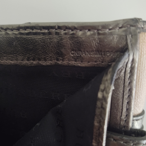 *Final Sale* Burberry Supernova Small Wallet - Picture 7 of 7